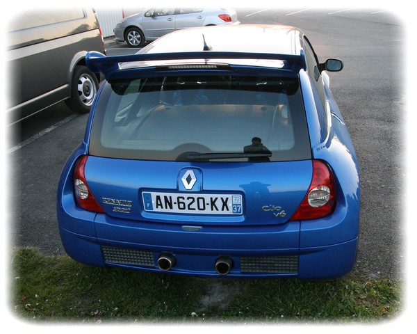 CLIO V6 SPORT